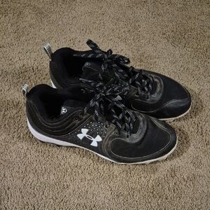 Under Armour WOMENS CLEATS Black Athletic Shoes